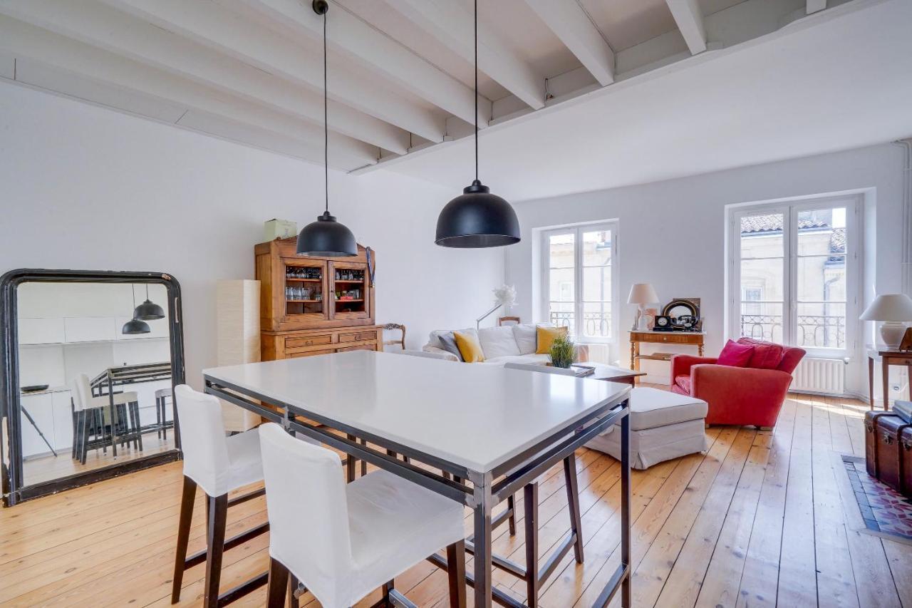 Le Hugue Up - Bel Appartement En Plein Coeur De Бордо Екстериор снимка